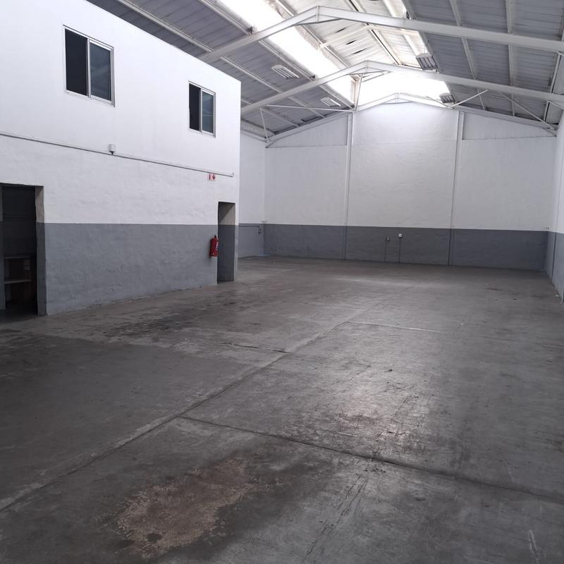 To Let commercial Property for Rent in Sidwell Eastern Cape